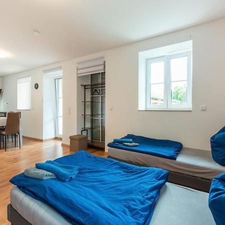 Apartment With Terrace In An Ideal Location Haunsheim Екстер'єр фото
